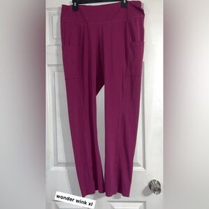 WonderWink yoga scubs XL